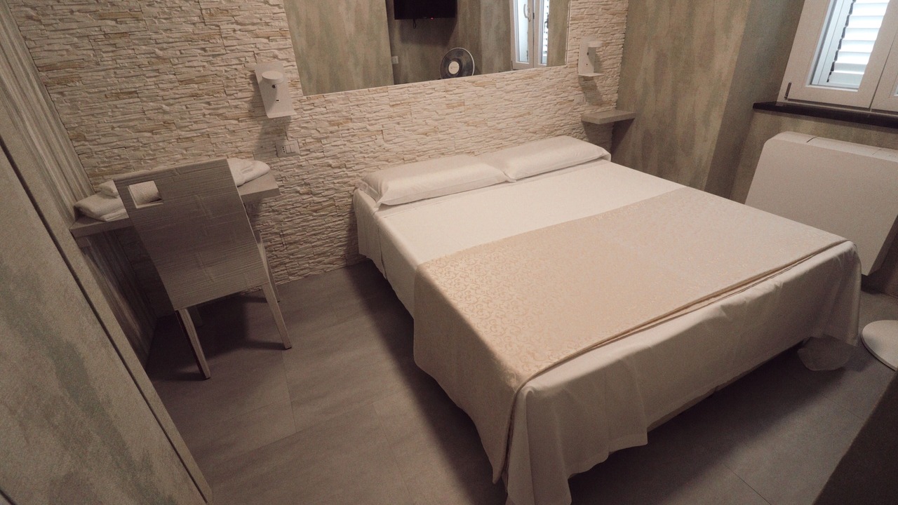 Photo of Bedroom in Merone