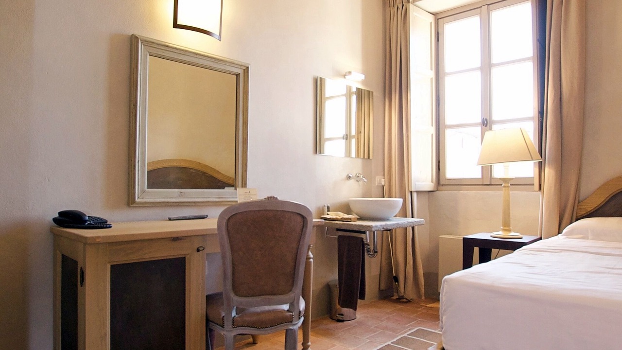 Photo of Bedroom in Saluzzo