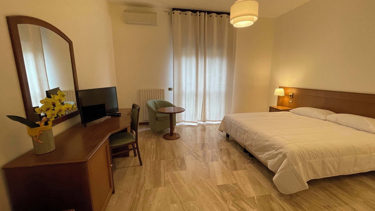 Photo of Bedroom in Salice Terme