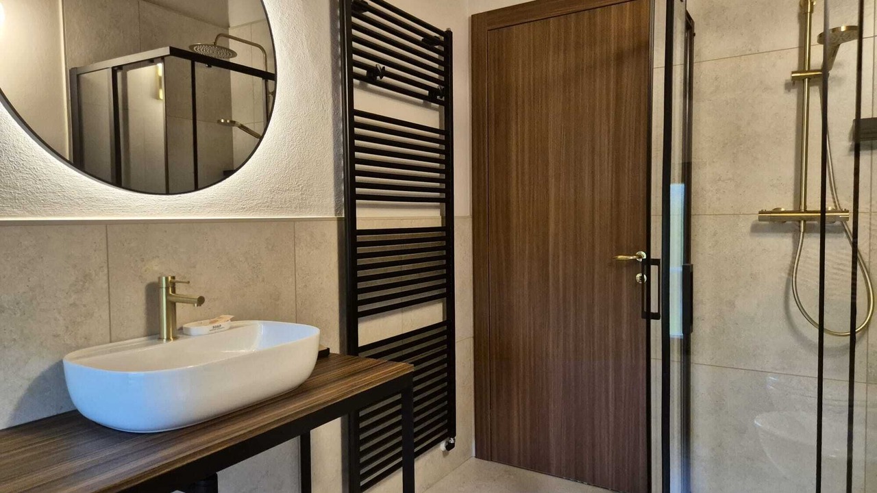 Photo of Bathroom in Parasacco