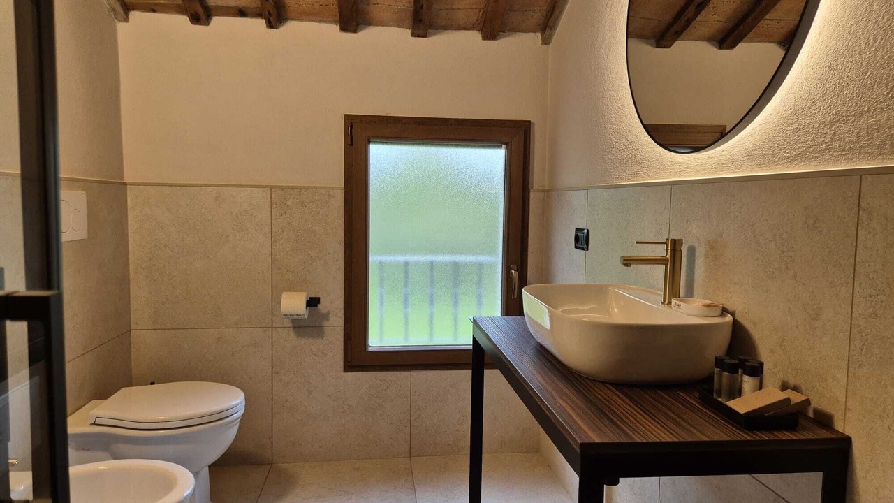 Photo of Bathroom in Parasacco
