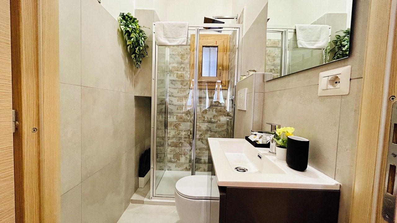 Photo of Bathroom in Esquilino