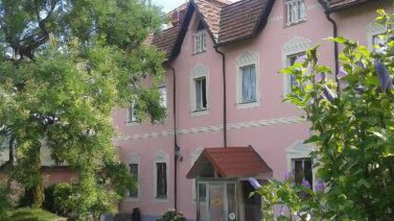 Photo of Others in Saint-remy-de-provence