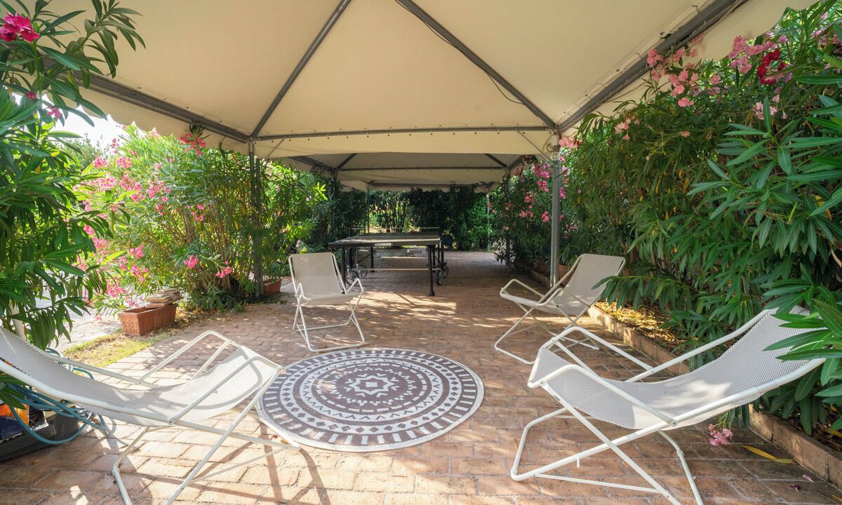 Photo of Patio Balcony in Bovara