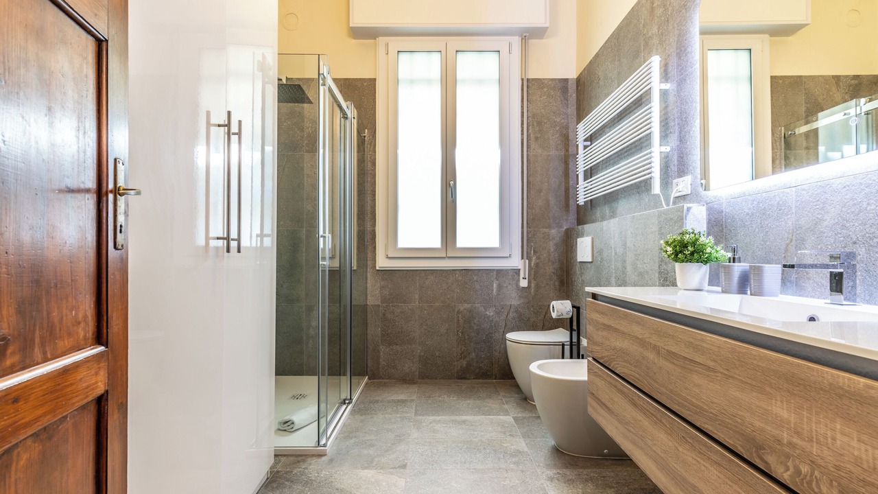 Photo of Bathroom in Savena