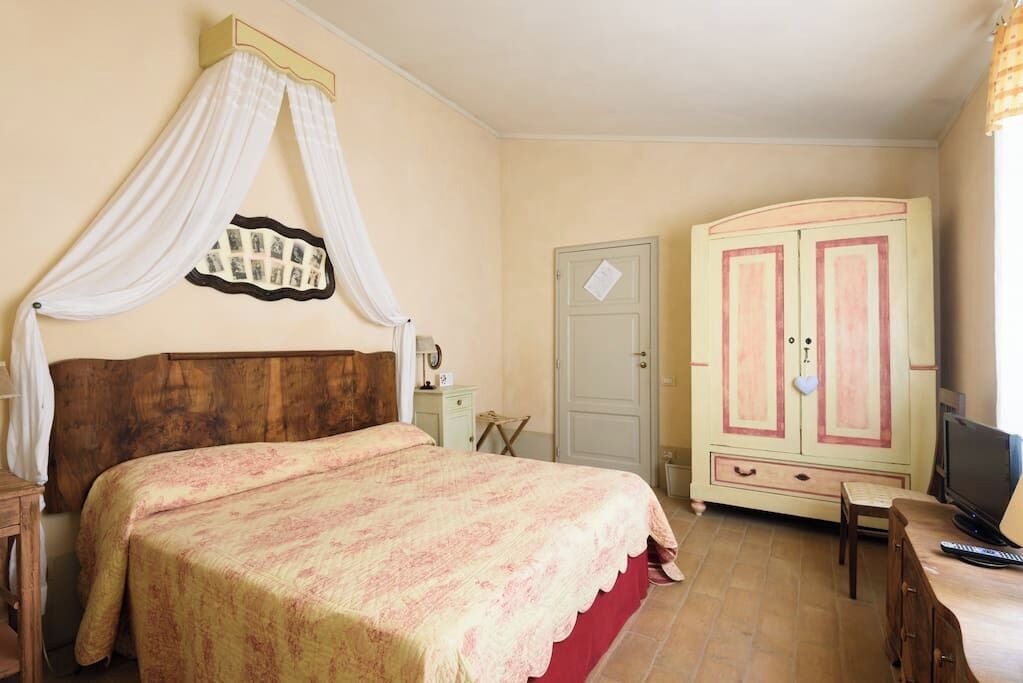 Photo of Bedroom in Siena