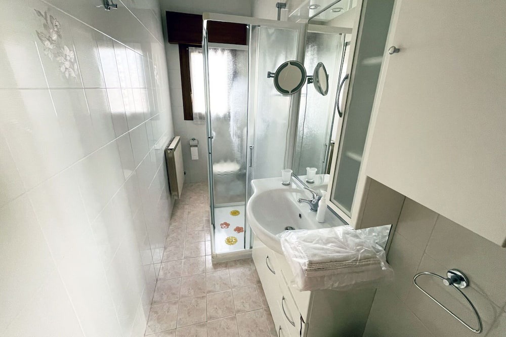 Photo of Bathroom in Taglio di Po