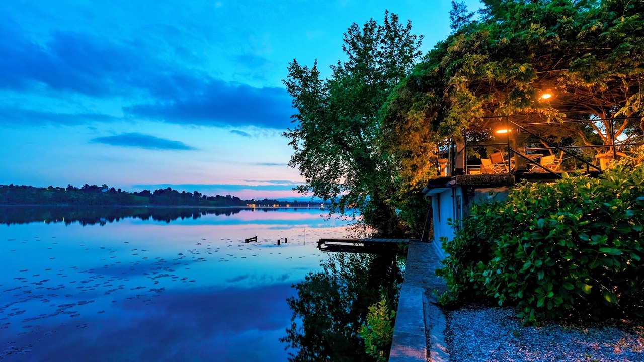Photo of Outdoor in Monate