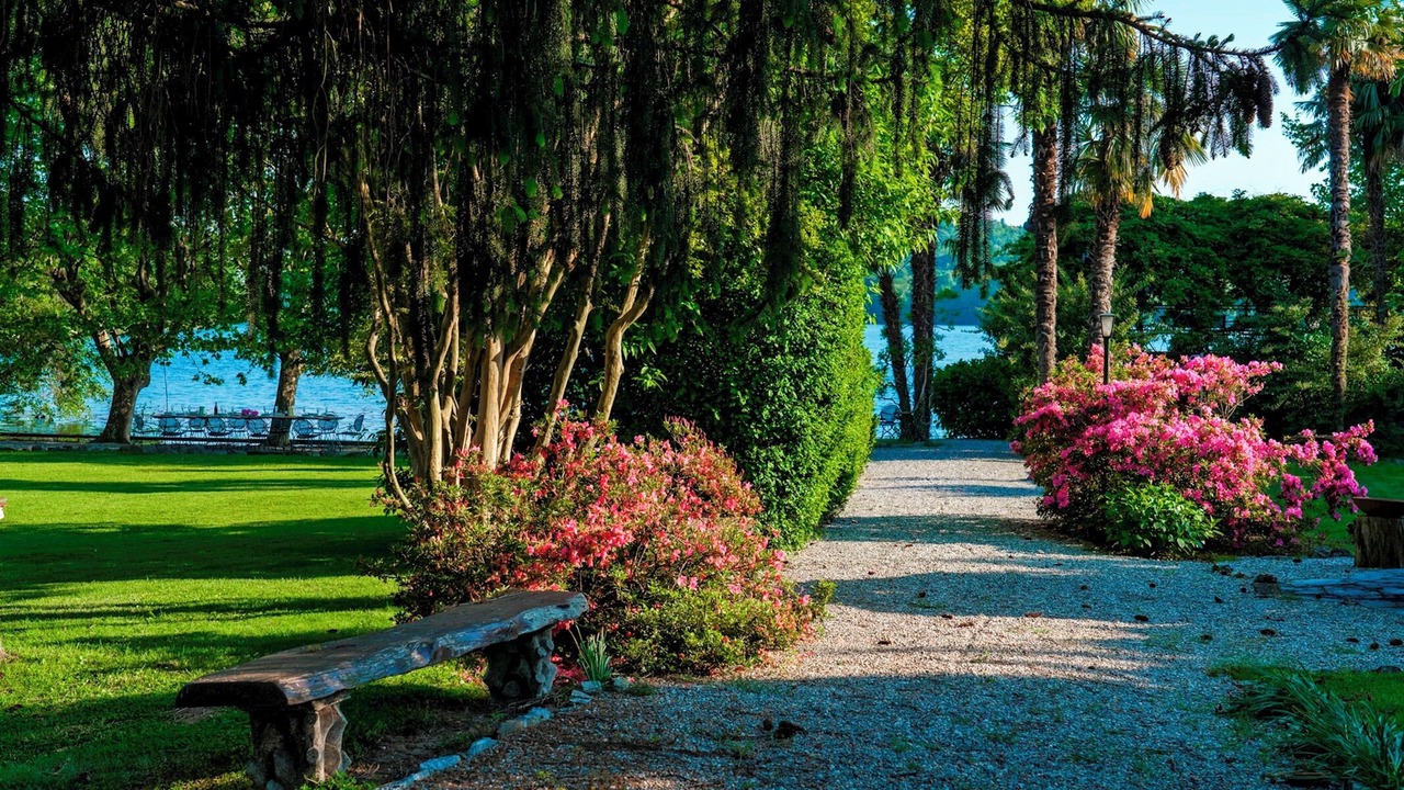 Photo of Outdoor in Monate