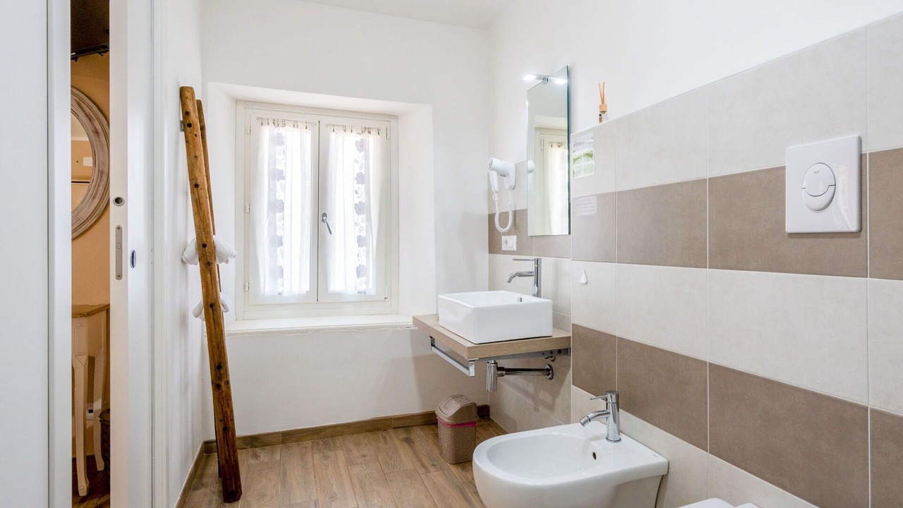 Photo of Bathroom in Santo Stefano Belbo