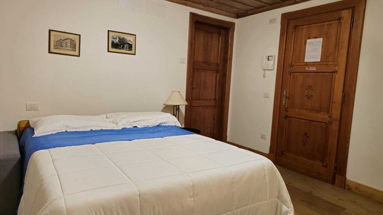 Photo of Others in Prese-Montone