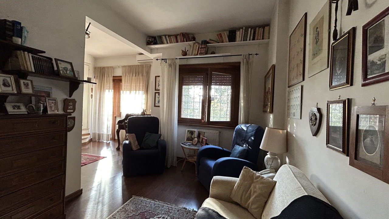 Photo of Livingroom in Zona LIII Tomba di Nerone