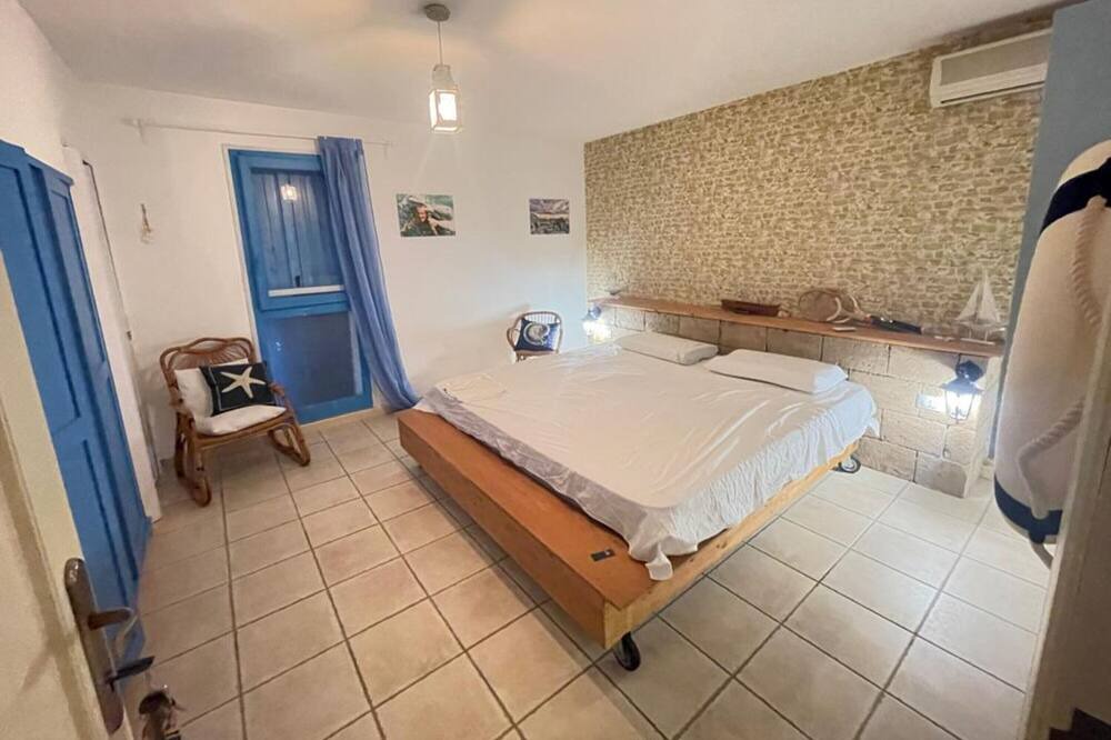 Photo of Bedroom in Sant'Antioco