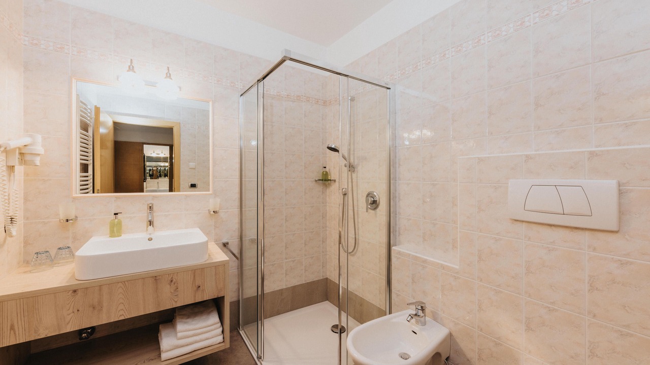 Photo of Bathroom in Albions