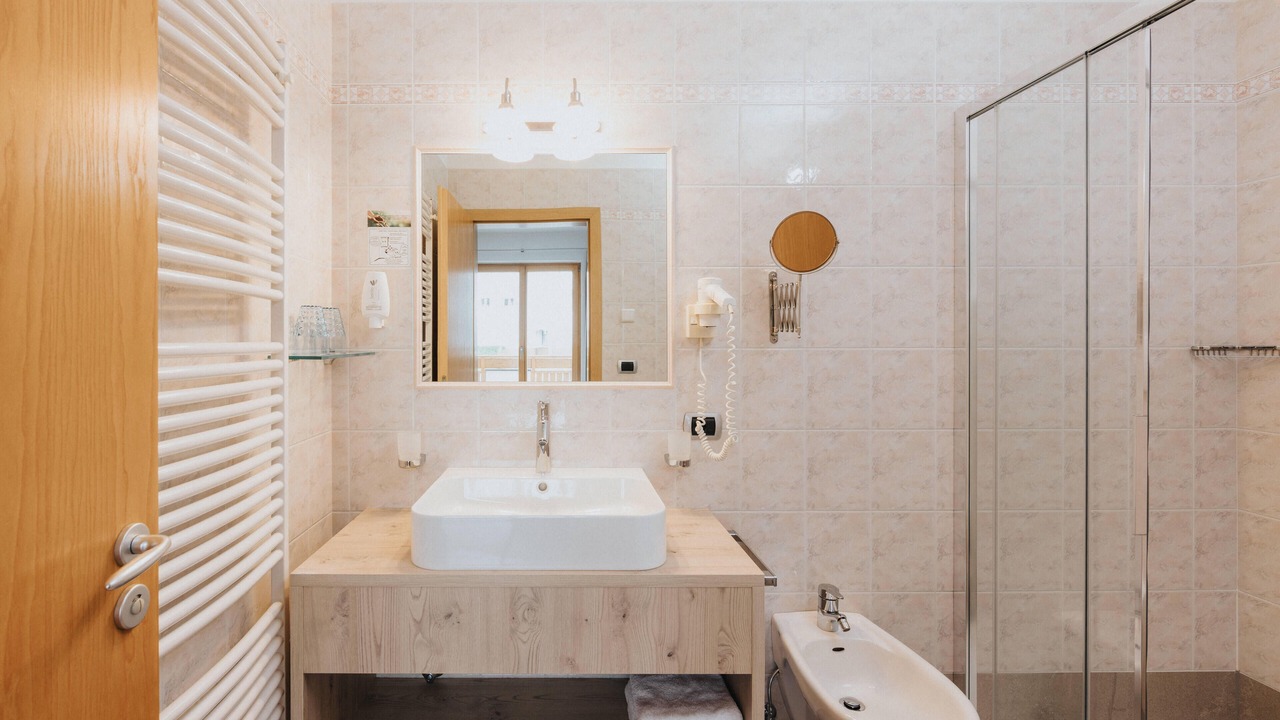 Photo of Bathroom in Albions
