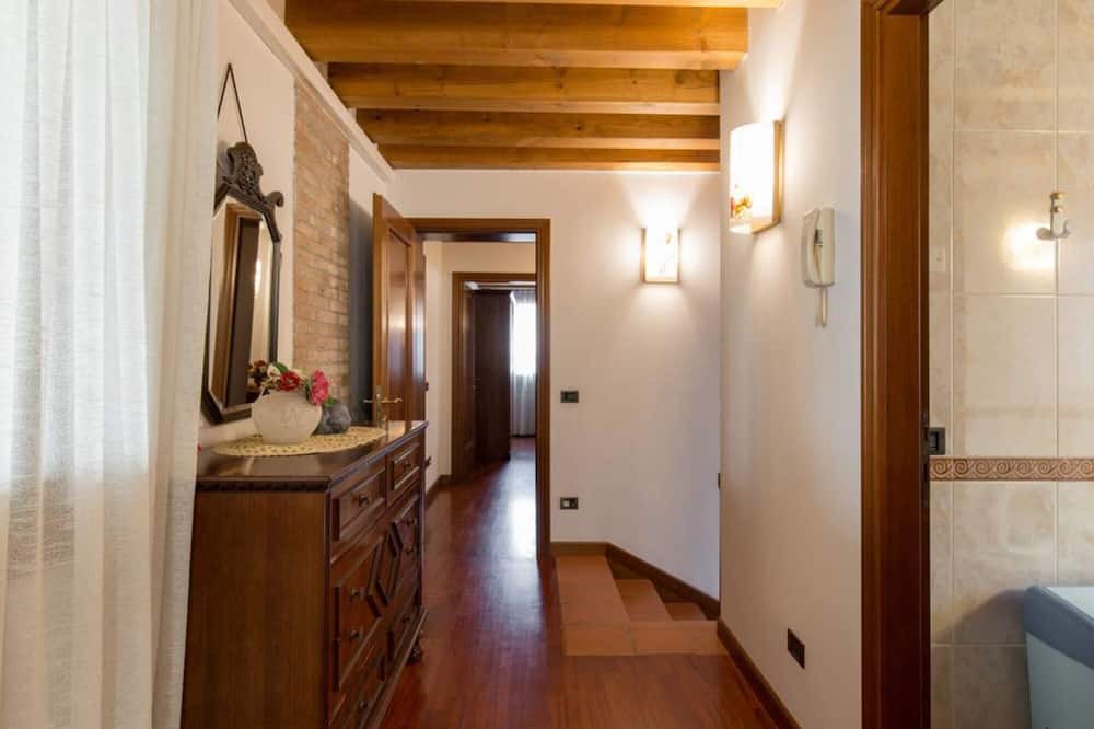 Photo of Bathroom in Castegnero