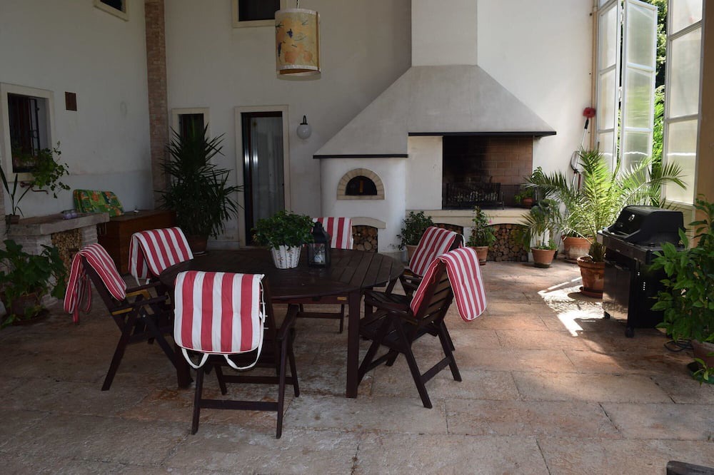 Photo of Outdoor in Castegnero