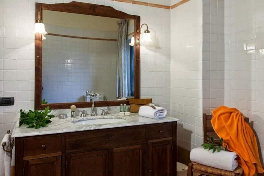 Photo of Bathroom in Montaione