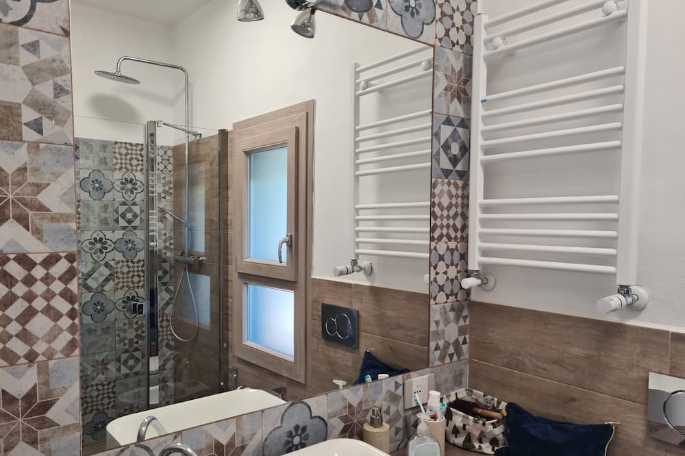 Photo of Bathroom in Ansedonia