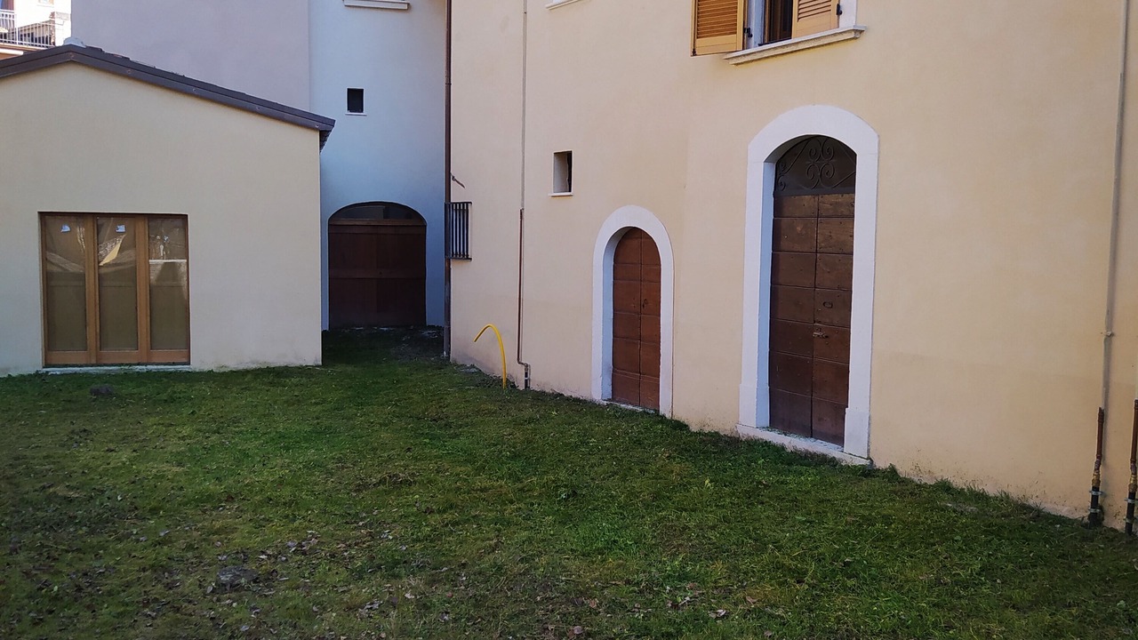 Photo of Outdoor in Camarda