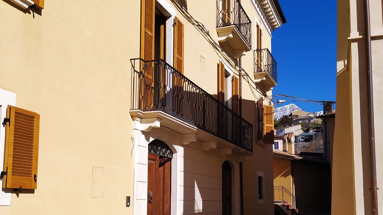 Photo of Buildings in Camarda