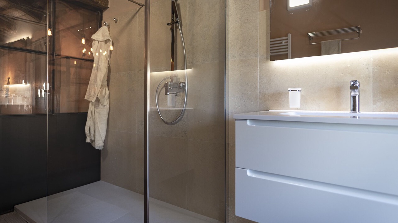 Photo of Bathroom in Varago