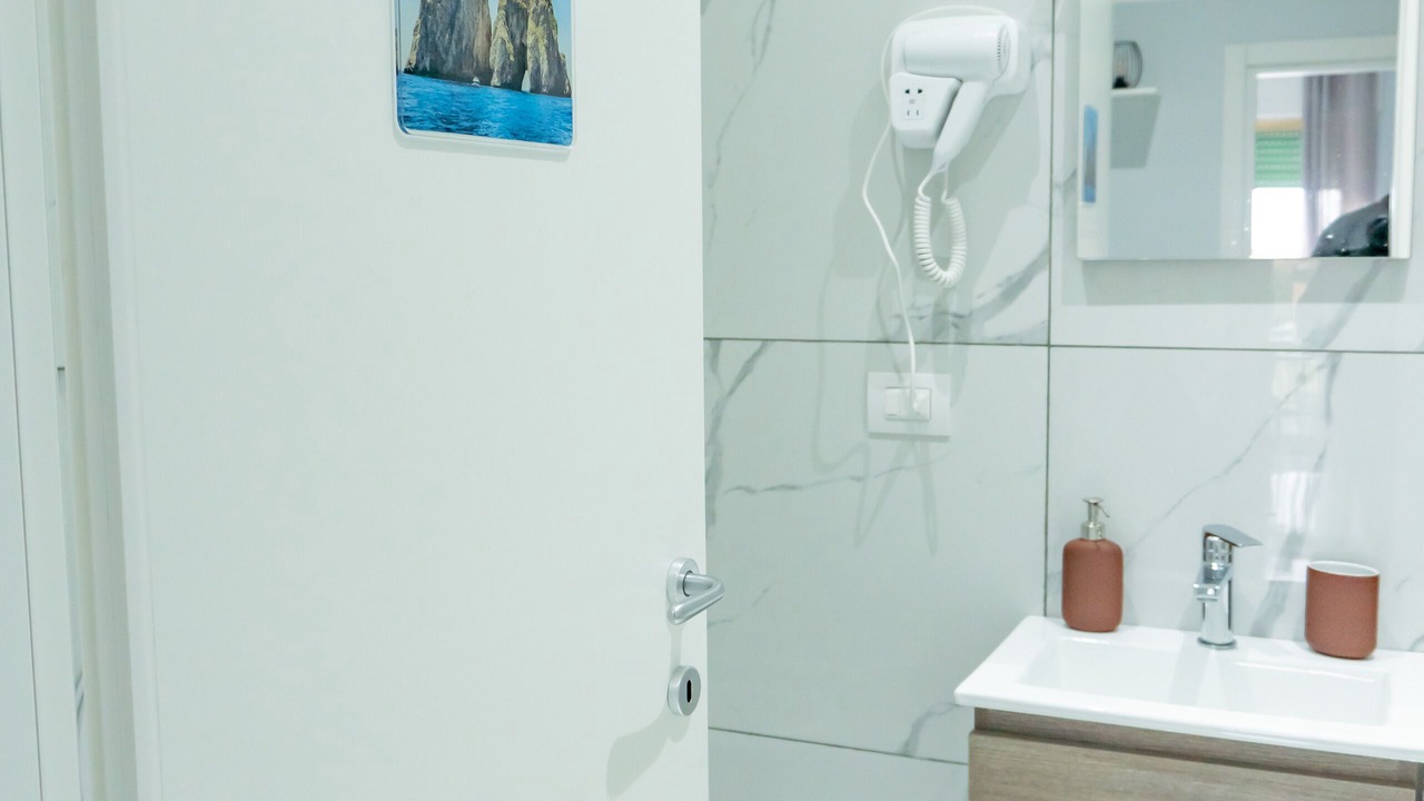 Photo of Bathroom in Naples