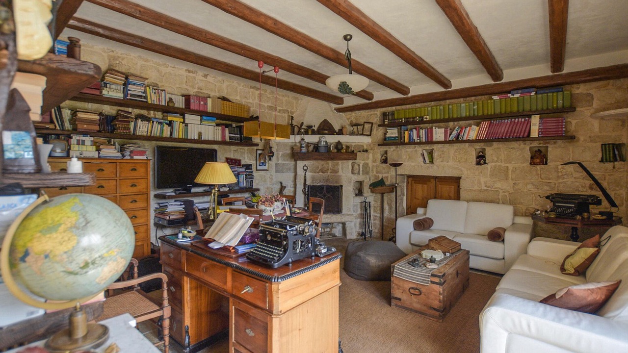 Photo of Others in Casa Papa