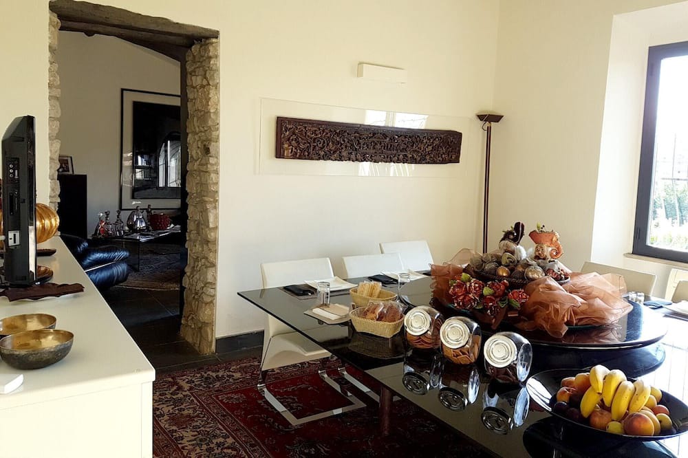 Photo of Livingroom in Gesturi