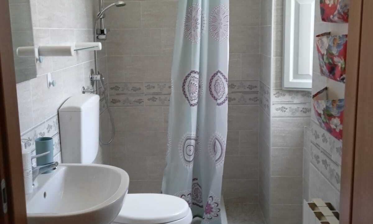 Photo of Bathroom in Pennadomo