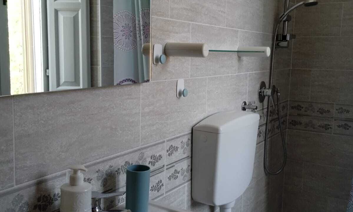 Photo of Bathroom in Pennadomo