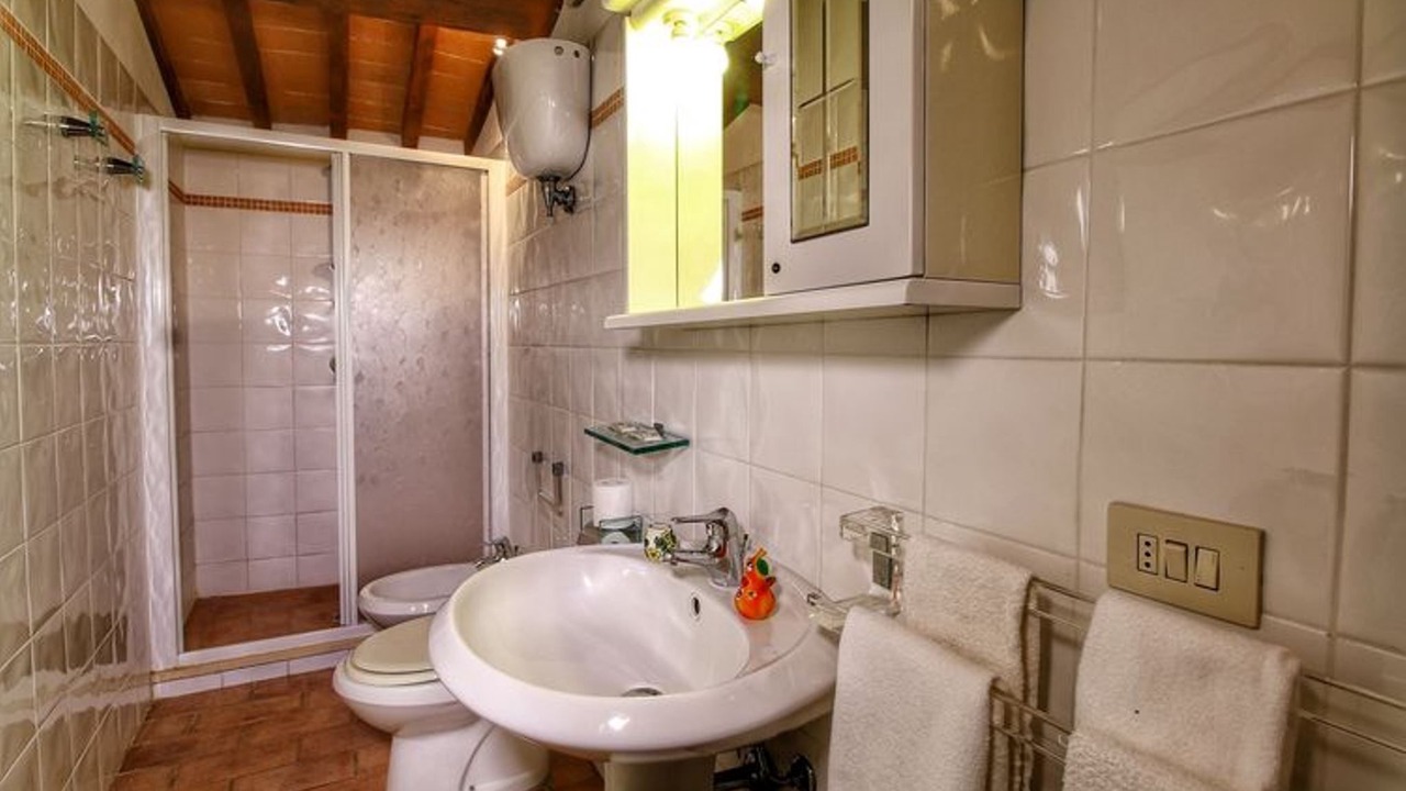 Photo of Bathroom in Radicondoli
