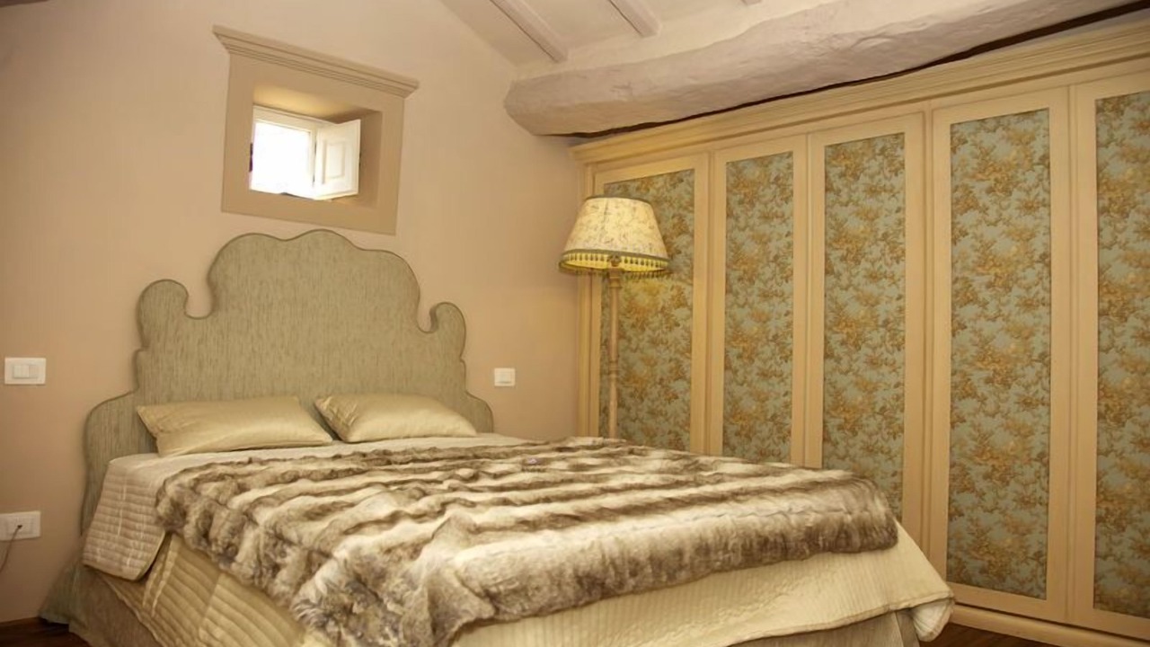 Photo of Bedroom in Arezzo