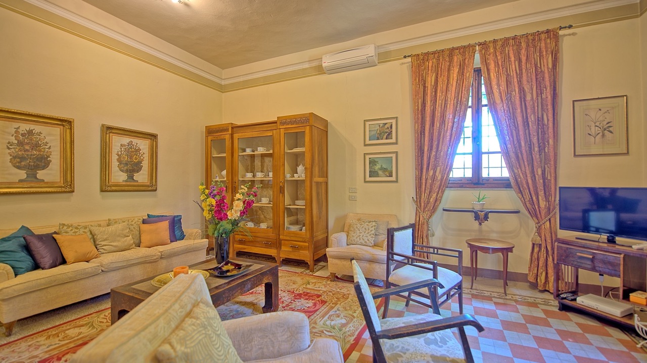 Photo of Livingroom in Camucia