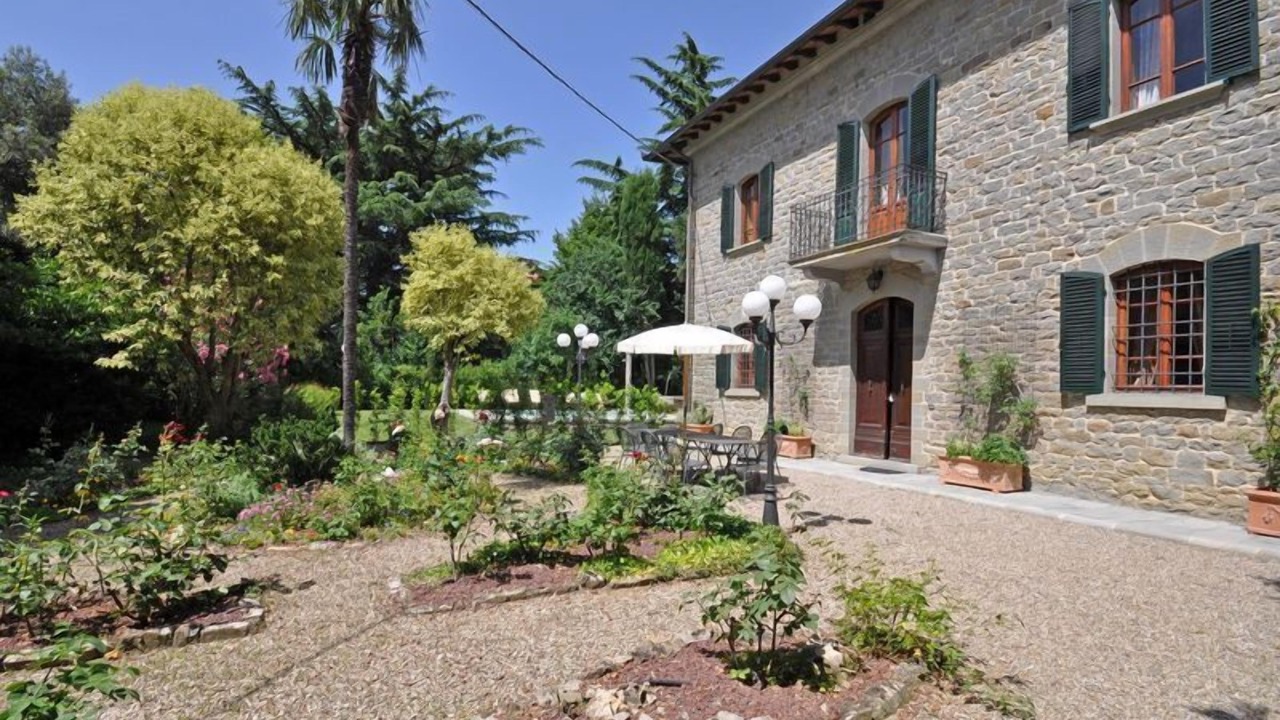 Photo of Outdoor in Camucia