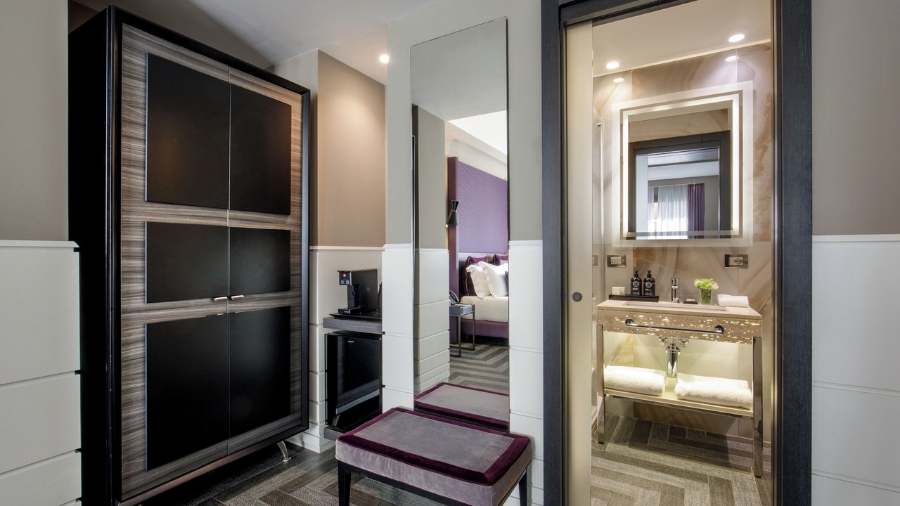Photo of Bathroom in Rione XVI Ludovisi
