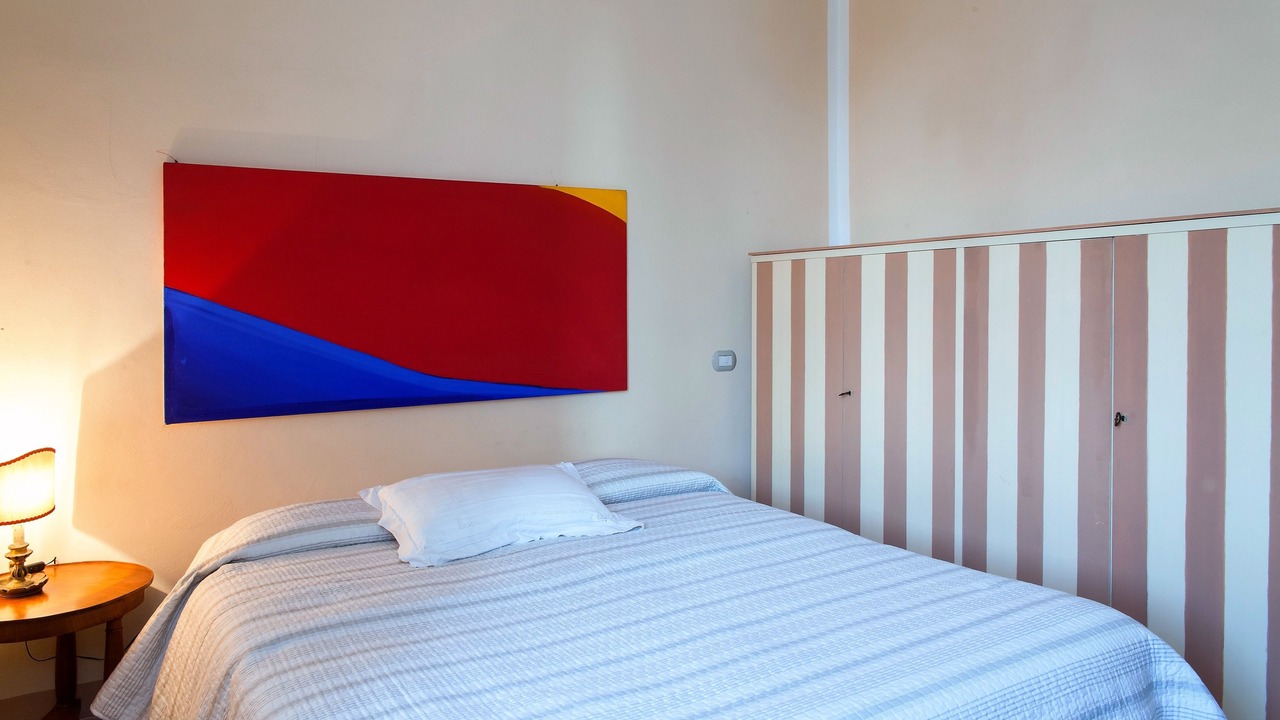 Photo of Bedroom in Massa