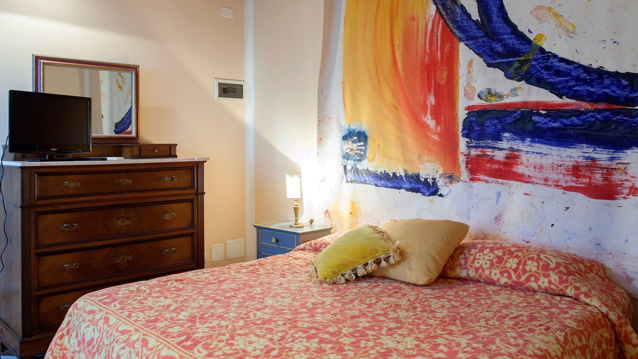 Photo of Bedroom in Massa