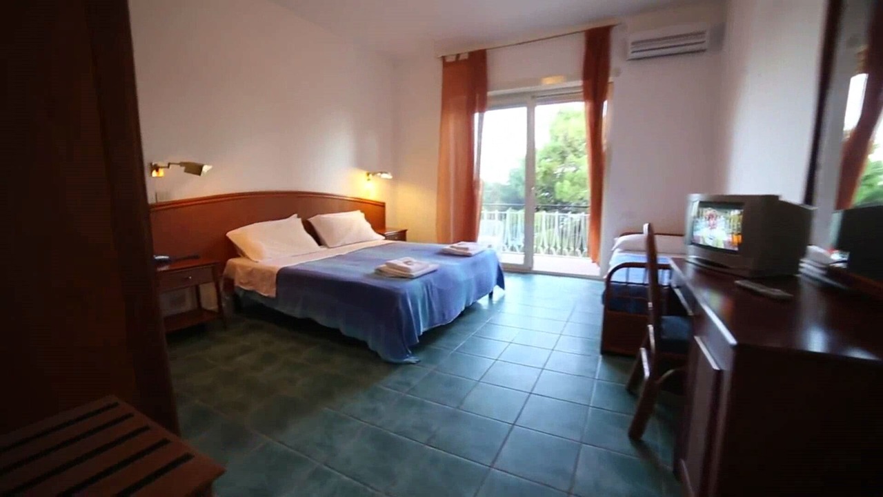Photo of Bedroom in Ogliastro Marina