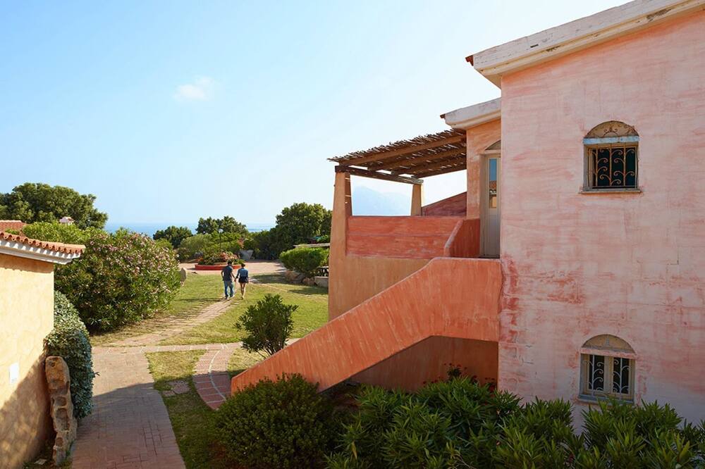 Photo of Outdoor in Tiriddo