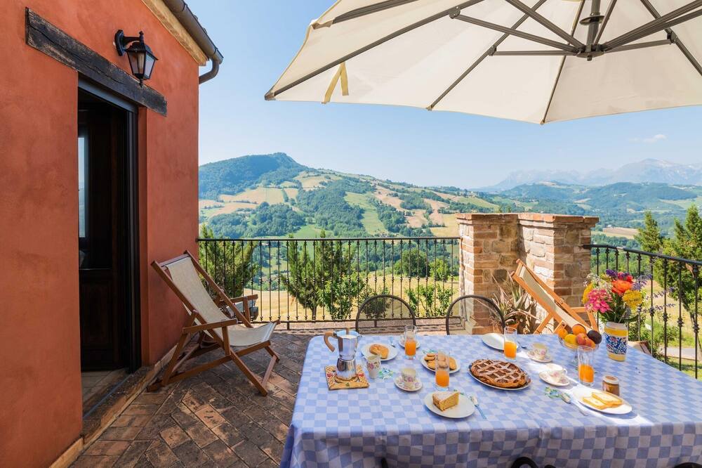 Photo of Patio Balcony in Monte San Martino
