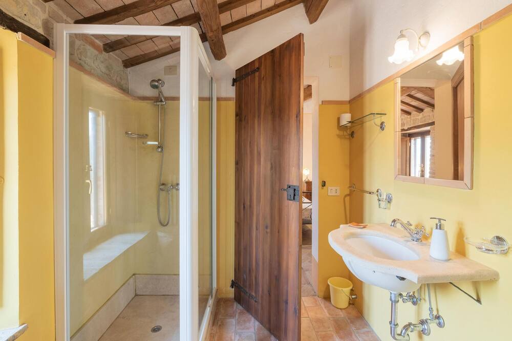 Photo of Bathroom in Monte San Martino