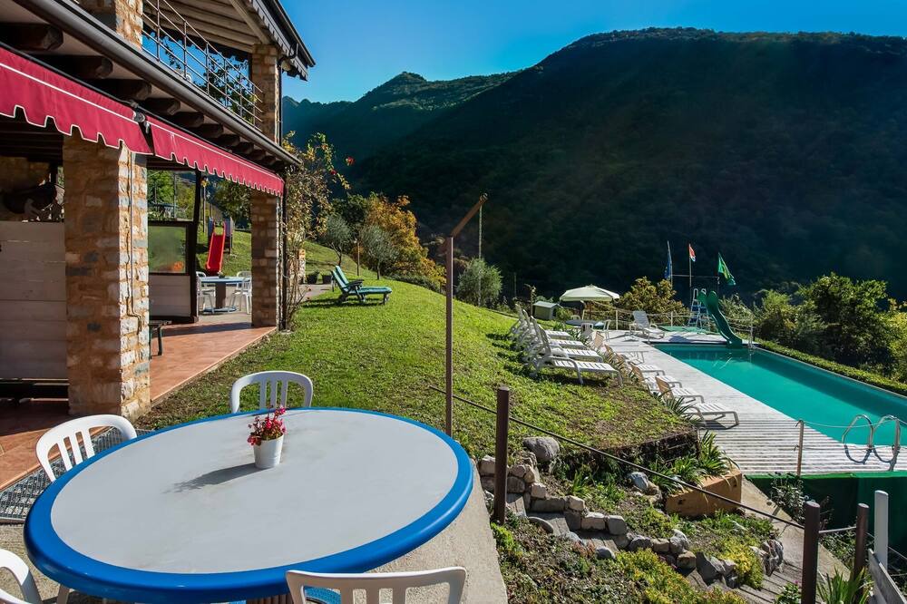 Photo of Patio Balcony in Marone
