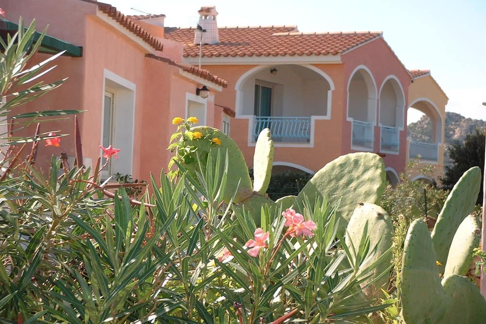 Photo of Outdoor in Tiriddo