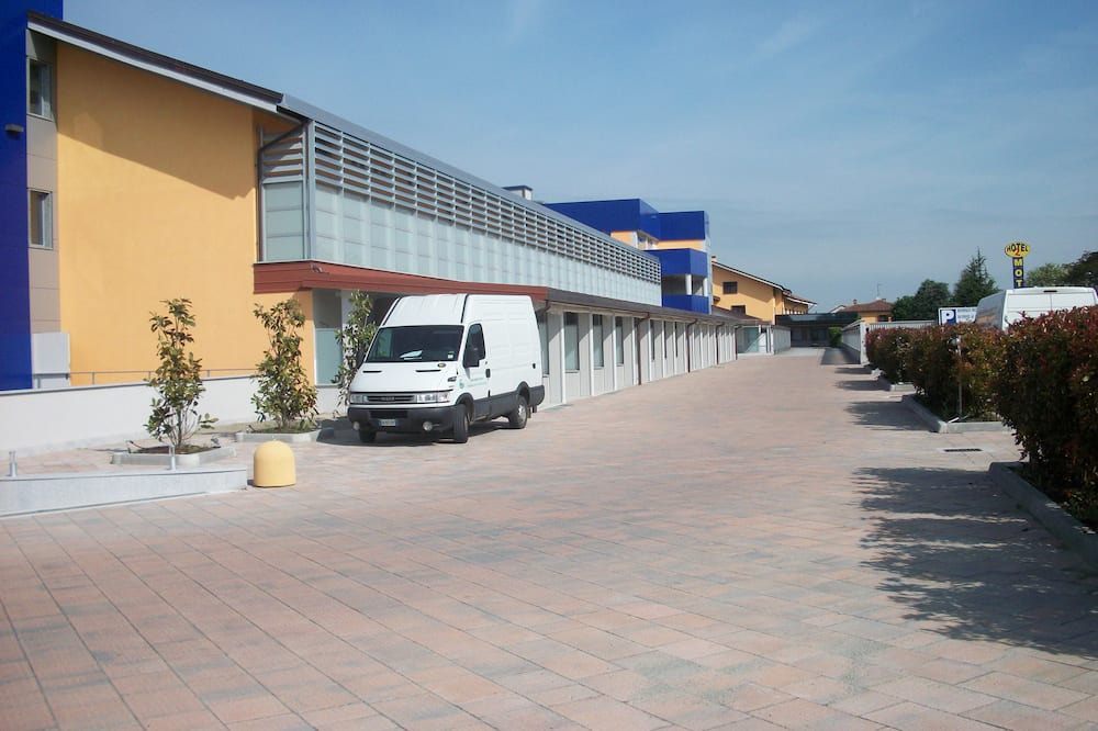 Photo of Outdoor in Tortona
