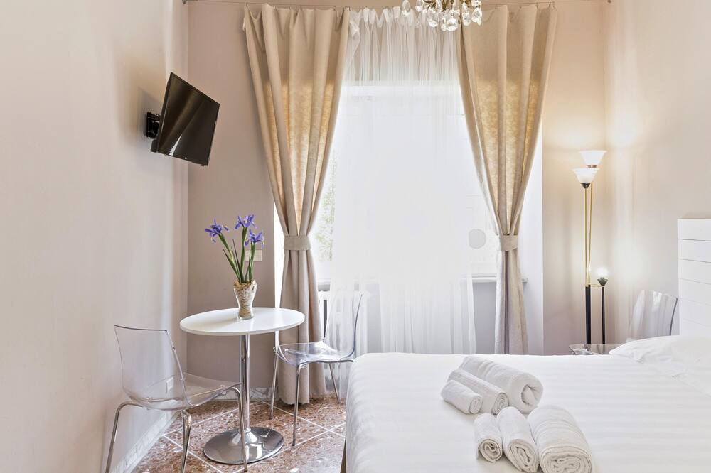 Photo of Bedroom in Quartiere XXVIII Monte Sacro Alto