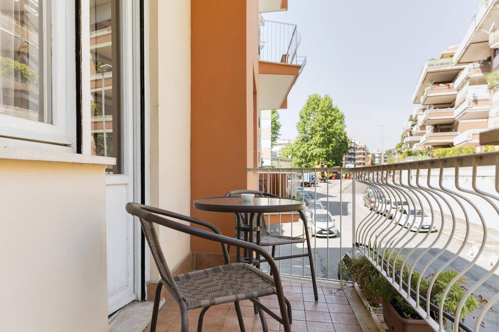 Photo of Outdoor in Quartiere XXVIII Monte Sacro Alto