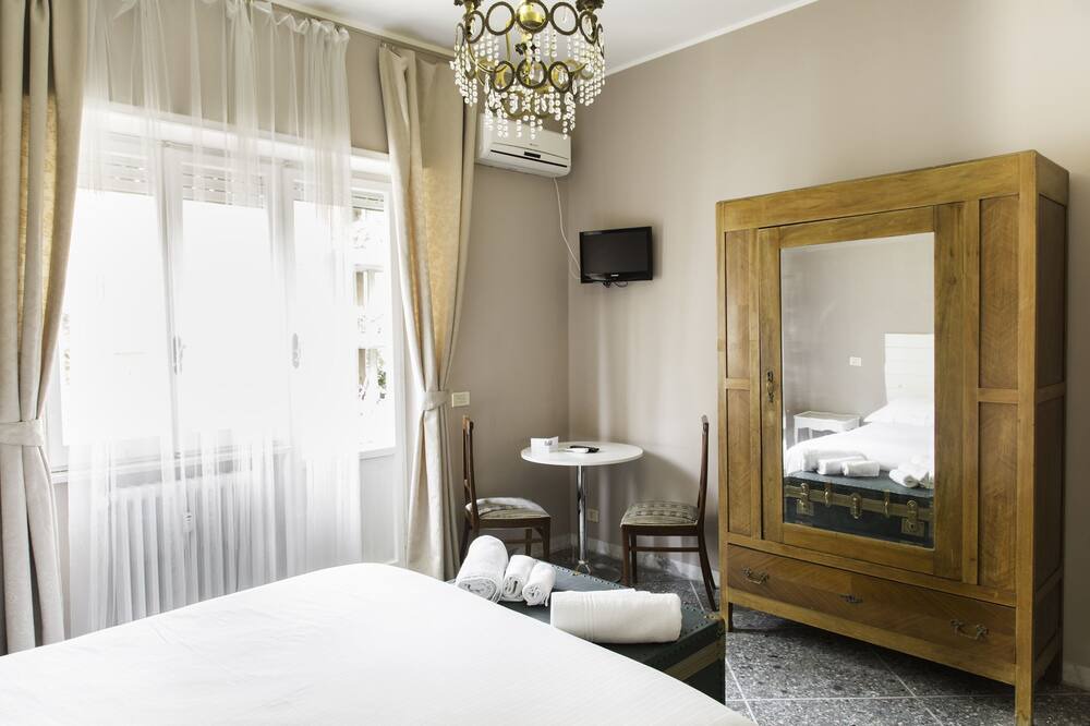 Photo of Bedroom in Quartiere XXVIII Monte Sacro Alto