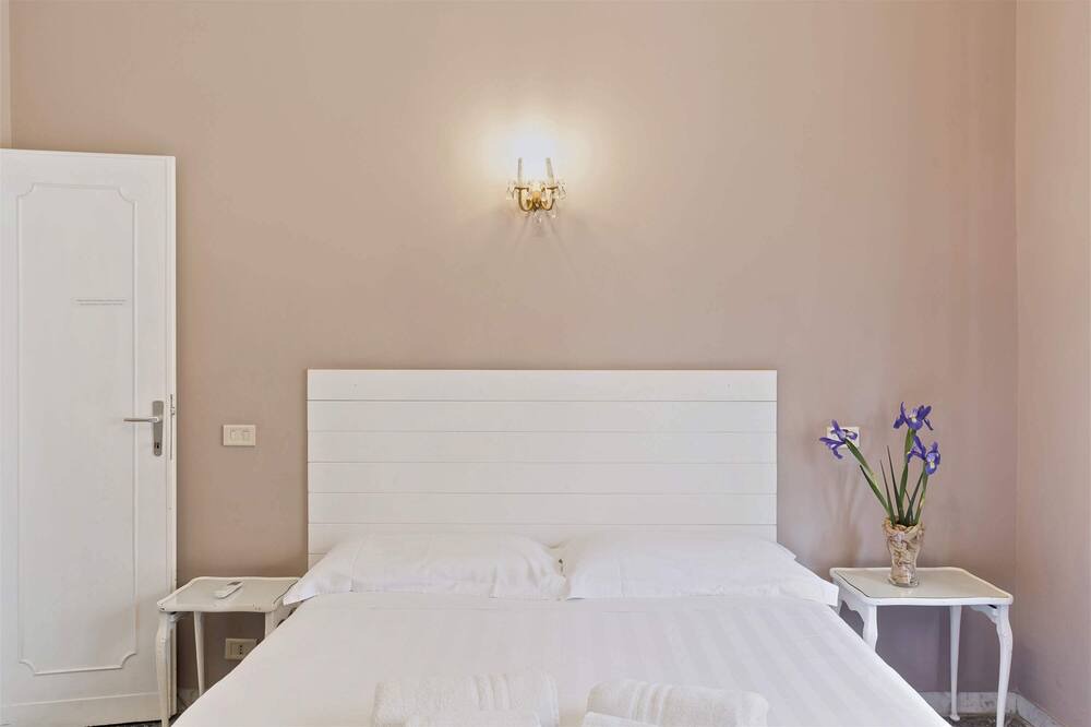 Photo of Bedroom in Quartiere XXVIII Monte Sacro Alto