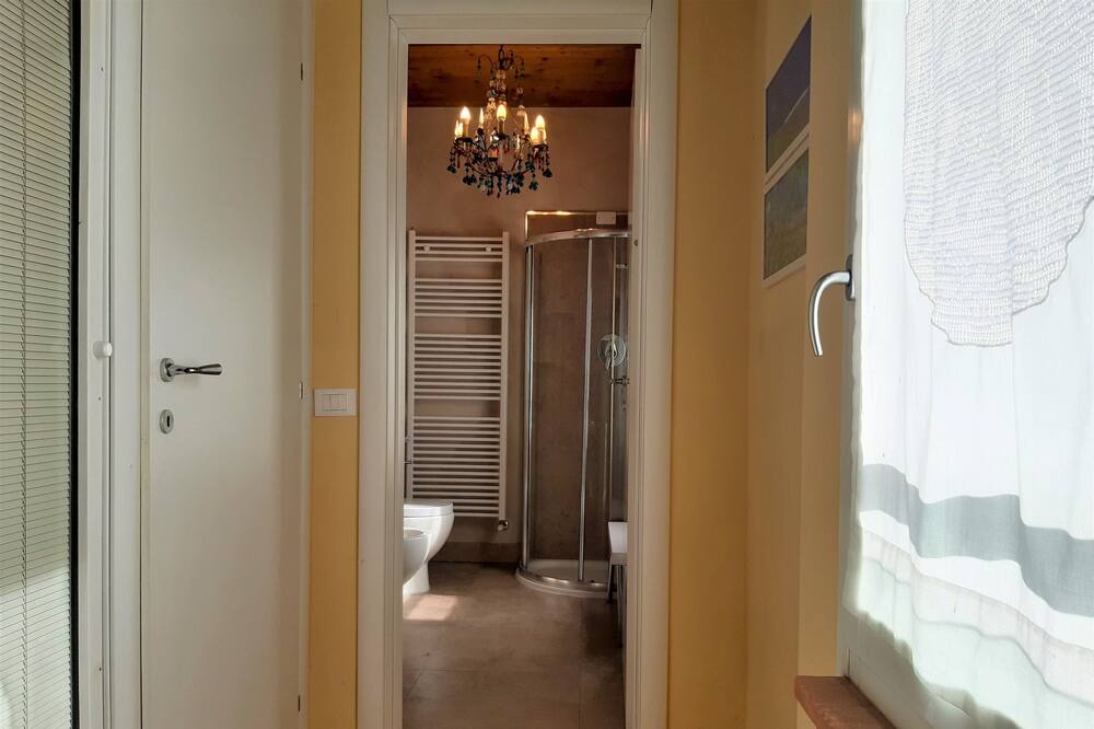 Photo of Bathroom in Voghenza